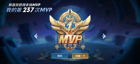 浦东人形机器人战队在WAIC展区大放异彩